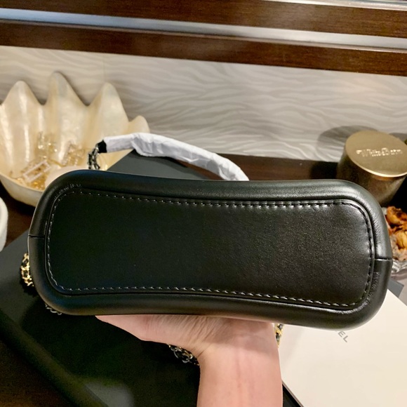 Full Set Chanel Gabrielle Hobo Small Bag - Picture 3 of 14